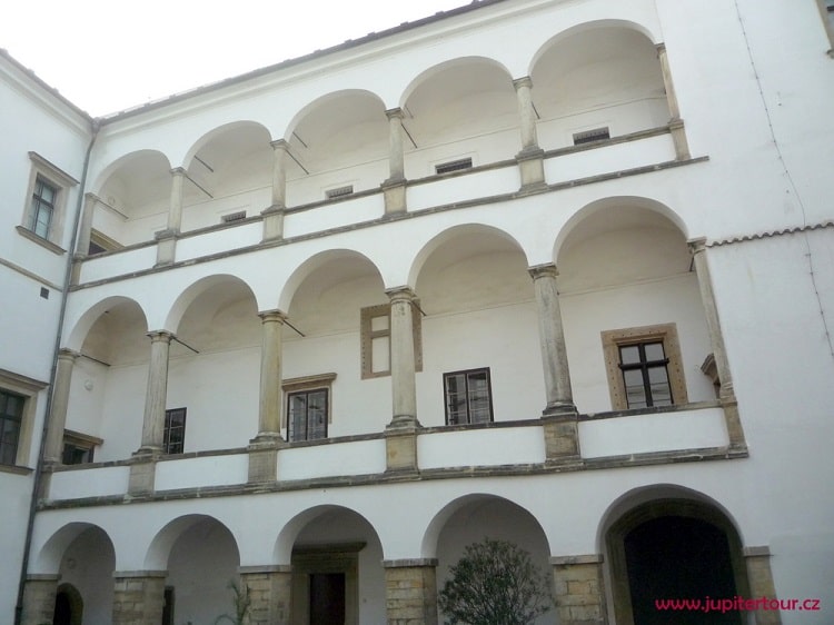 Внутренний дворик, замок Пардубице