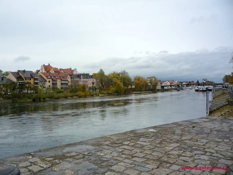 Река, Регенсбург